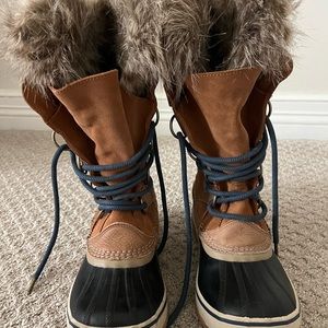 Sorel Women's Joan of Arctic Snow Boot